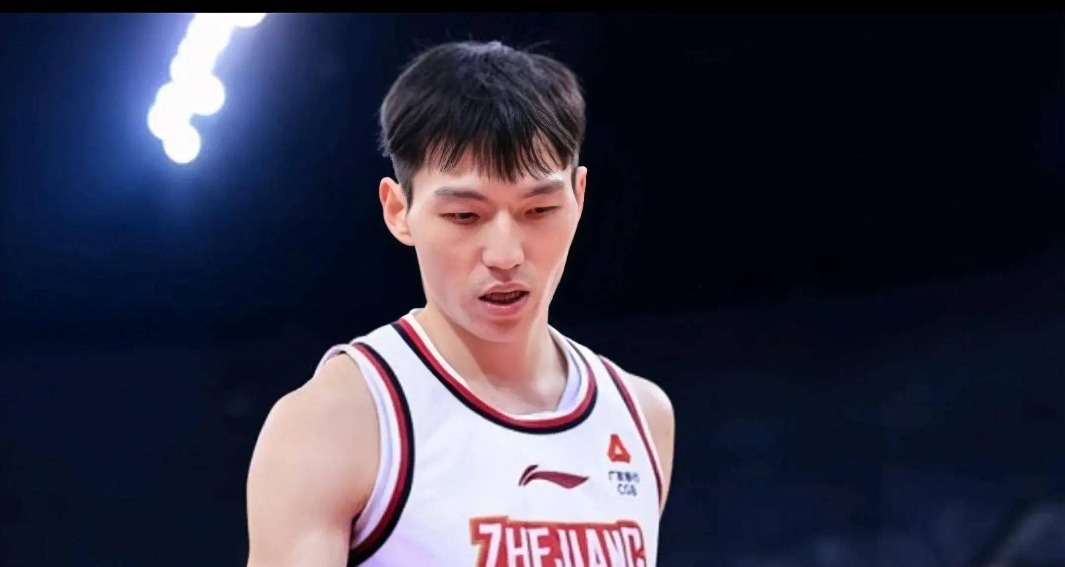 冲刺阶段体能课后，布莱顿篮板制胜备战CBA常规赛，质疑声仍在，医务组通报恢复的简单介绍-开云在线登录官网